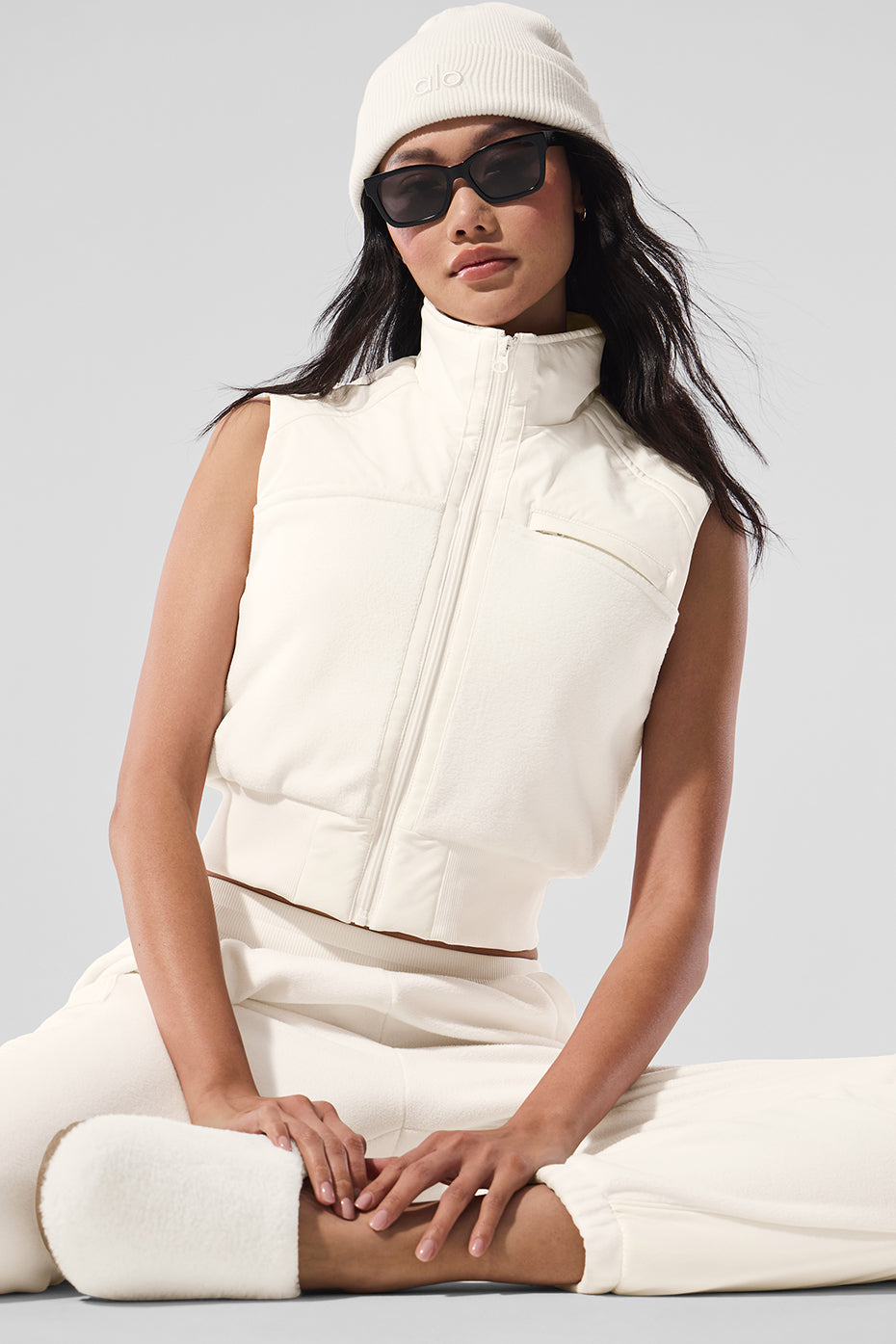 Polar Fleece Wintry Mix Vest — Ivory