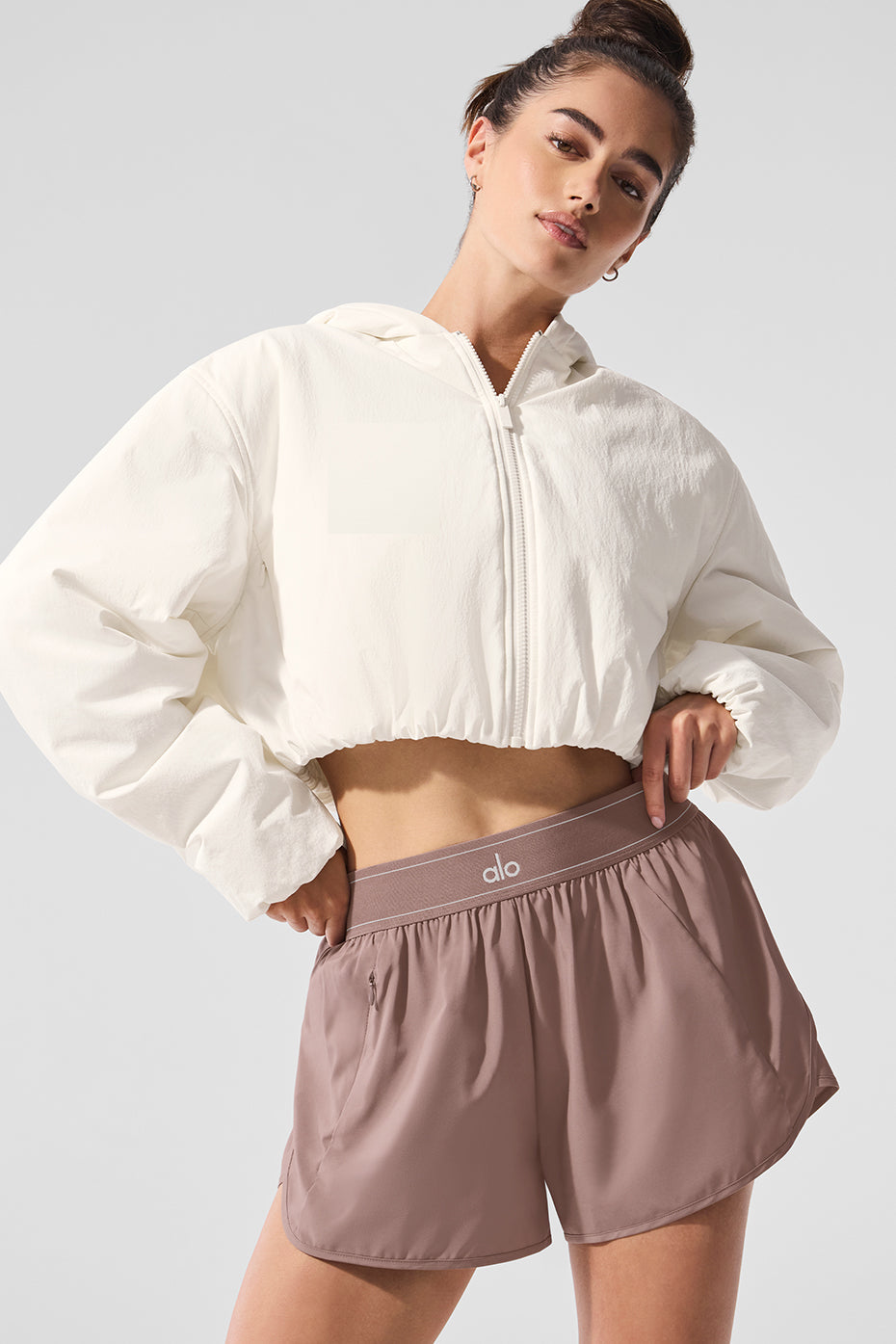 Cropped Mountain Peak Full — Zip Hooded Sweatshirt — Ivory