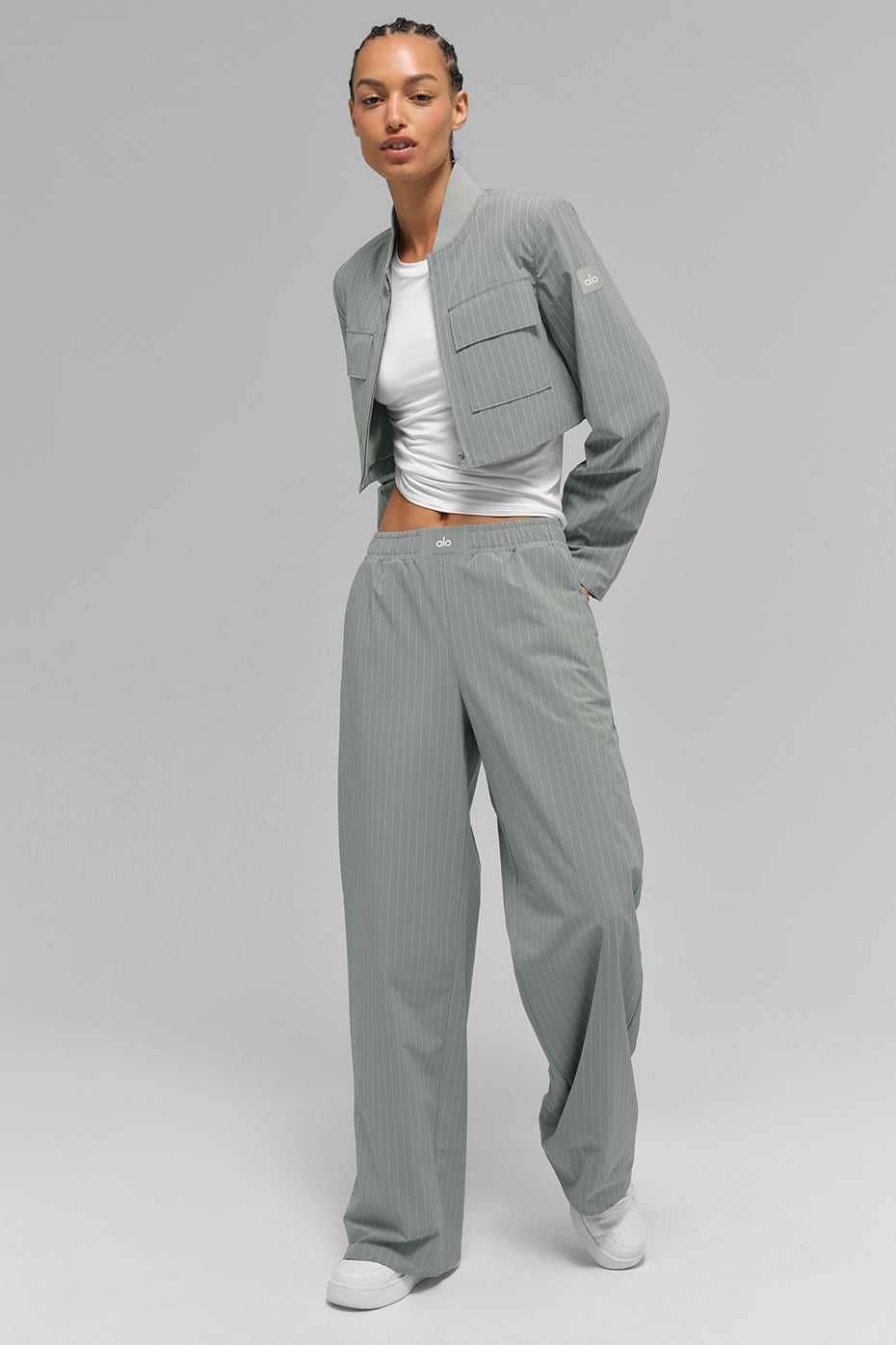 Cropped Pinstripe Main Character Full Zip Zip Jacket — Lunar Grey/White