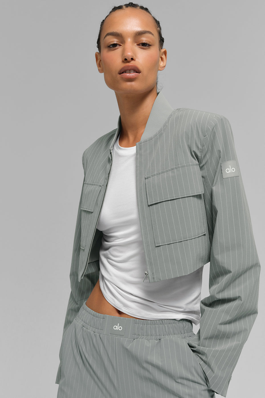Cropped Pinstripe Main Character Full Zip Zip Jacket — Lunar Grey/White