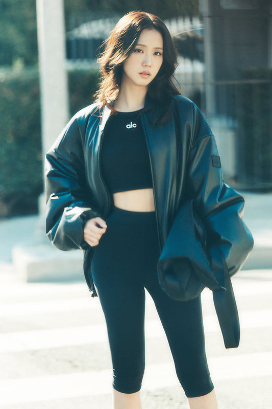 Alosoft High Rise Iconic 90's Capri — Black