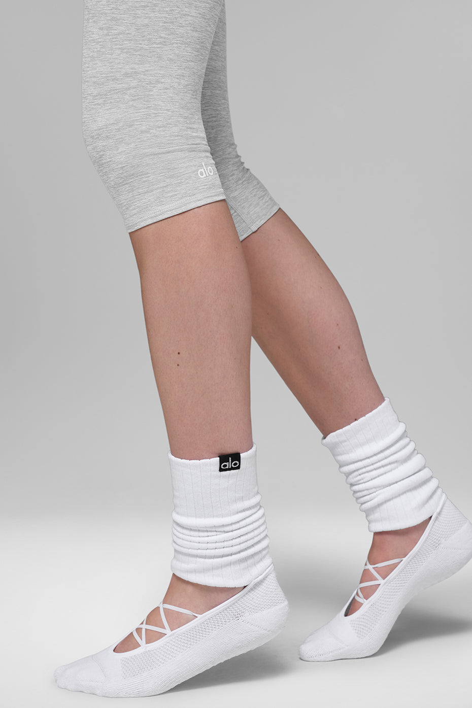 Alosoft High Rise Iconic 90's Capri — Athletic Heather Grey