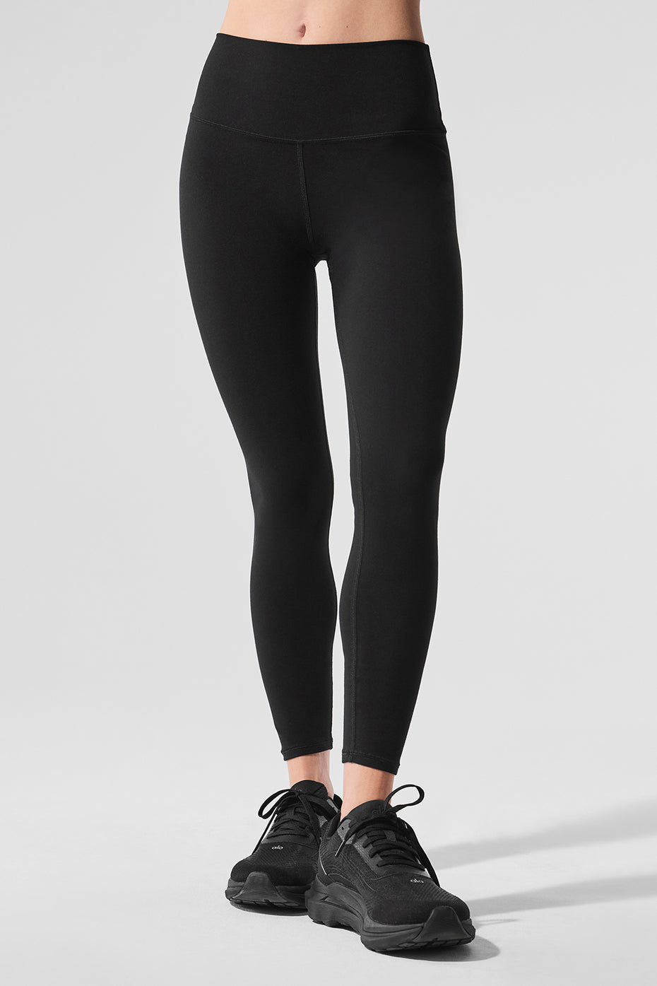 Alosoft High Rise 7/8 Highlight Leggings — Black
