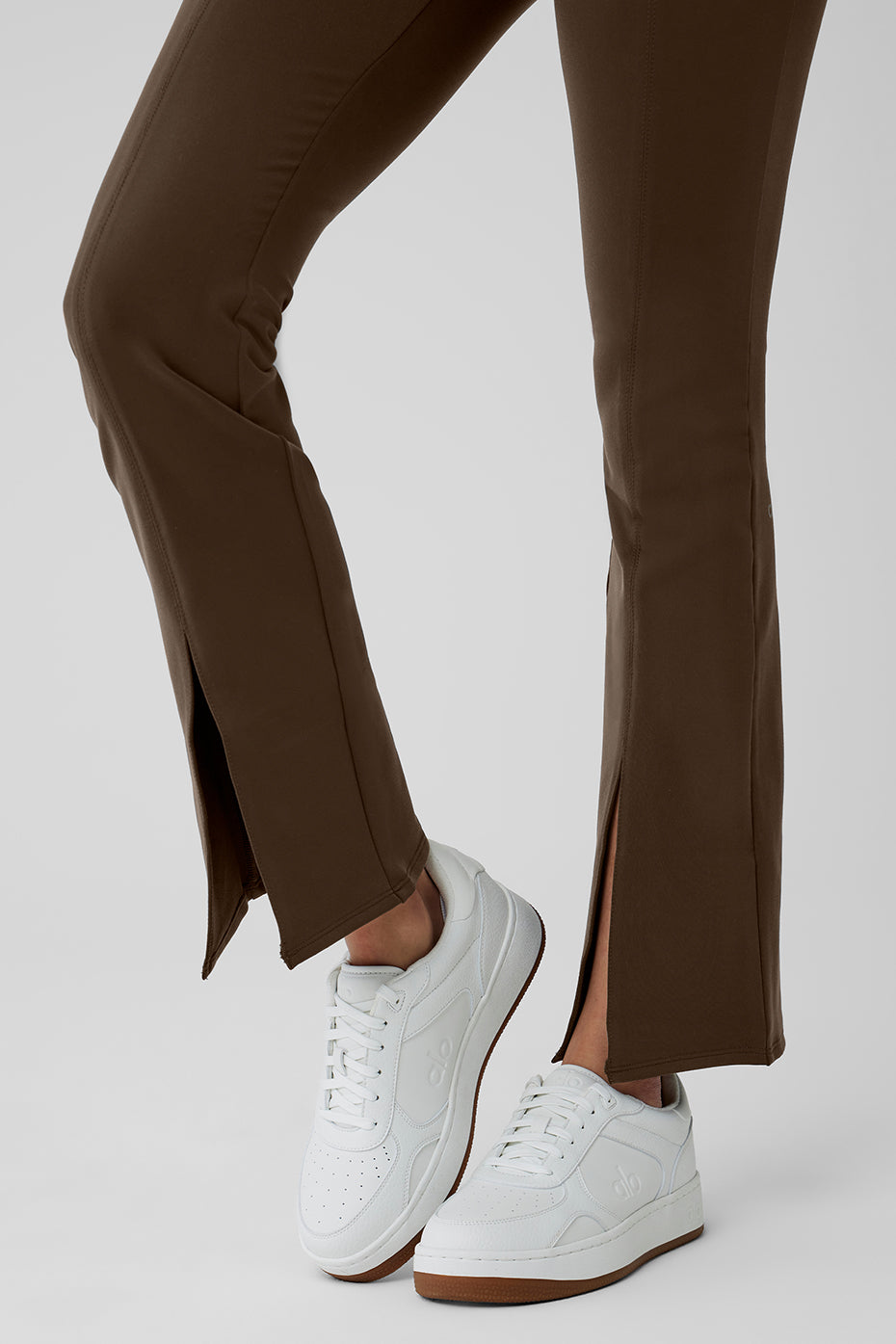 Airbrush High Rise 7/8 Flutter Leggings — Espresso