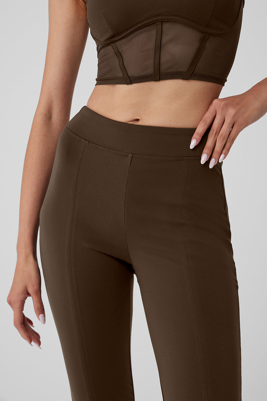 Airbrush High Rise 7/8 Flutter Leggings — Espresso