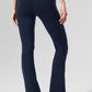 Airbrush High Rise 7/8 Bootcut Leggings — Navy