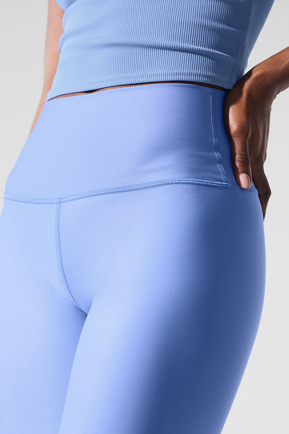 High Rise Airlift Leggings — Crystal Clear Blue