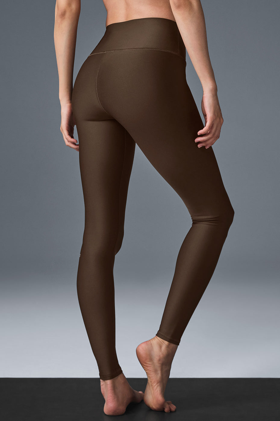 High Rise Airlift Leggings — Espresso