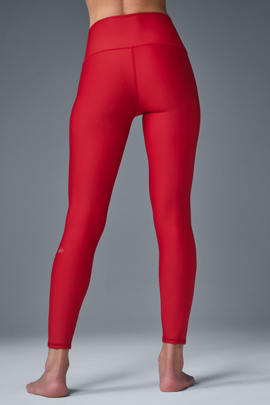 7/8 High Rise Airlift Leggings — Bold Red