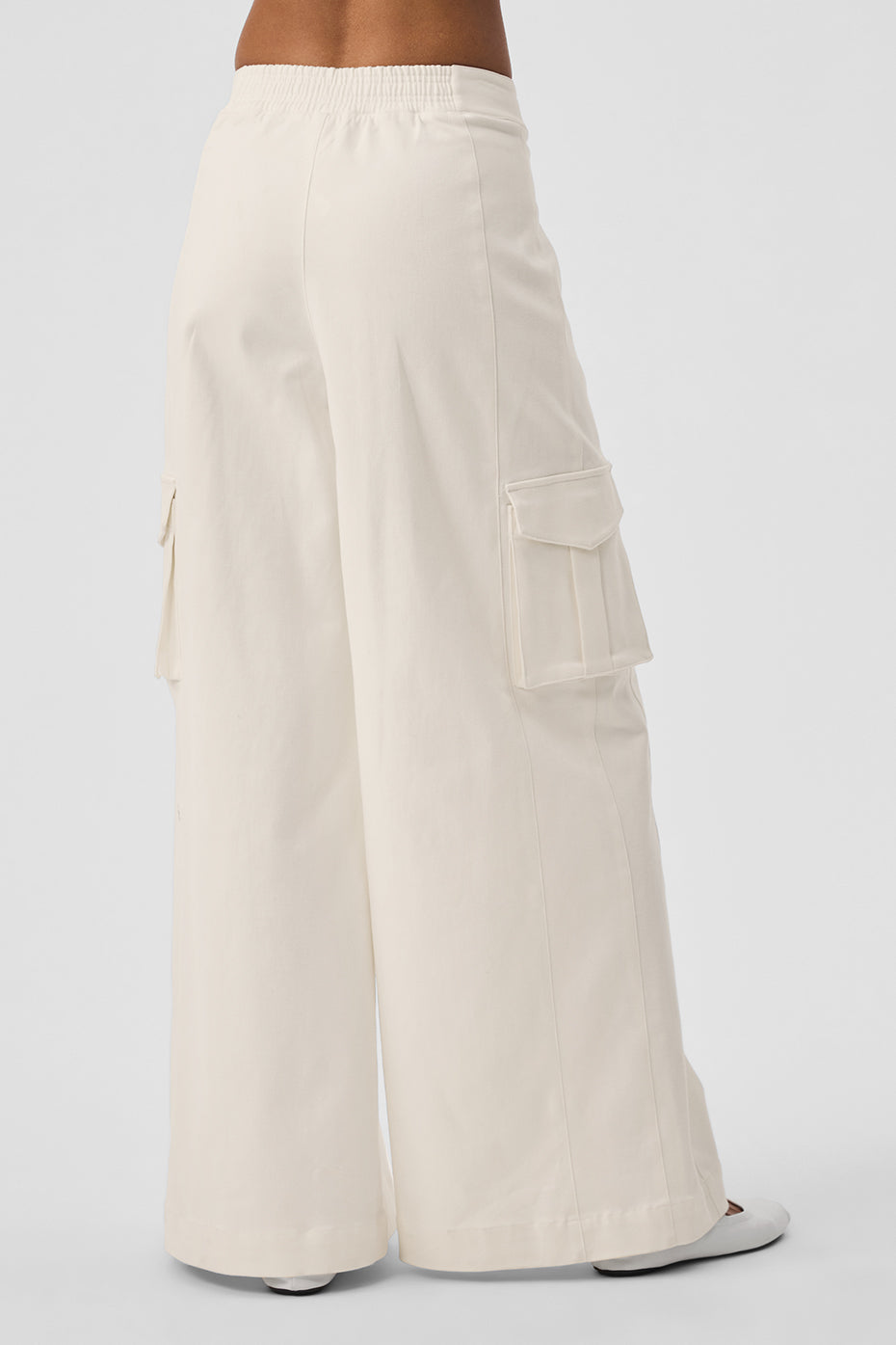 Show Off Cargo Wide Leg Trouser (Long) — Ivory