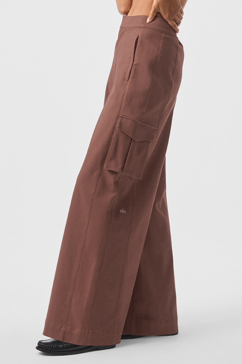 Show Off Cargo Wide Leg Trouser — Chestnut