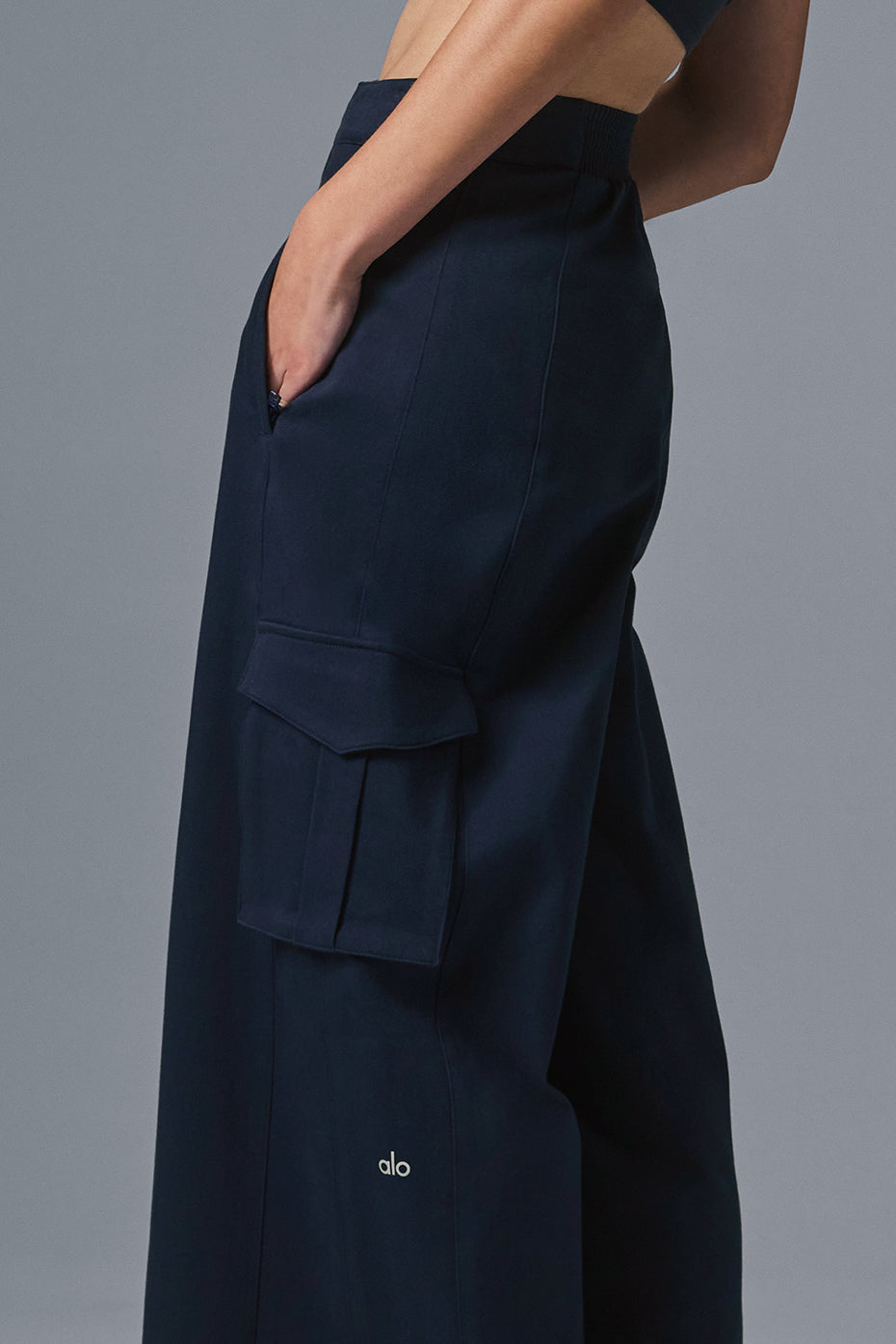 Show Off Cargo Wide Leg Trouser — Navy
