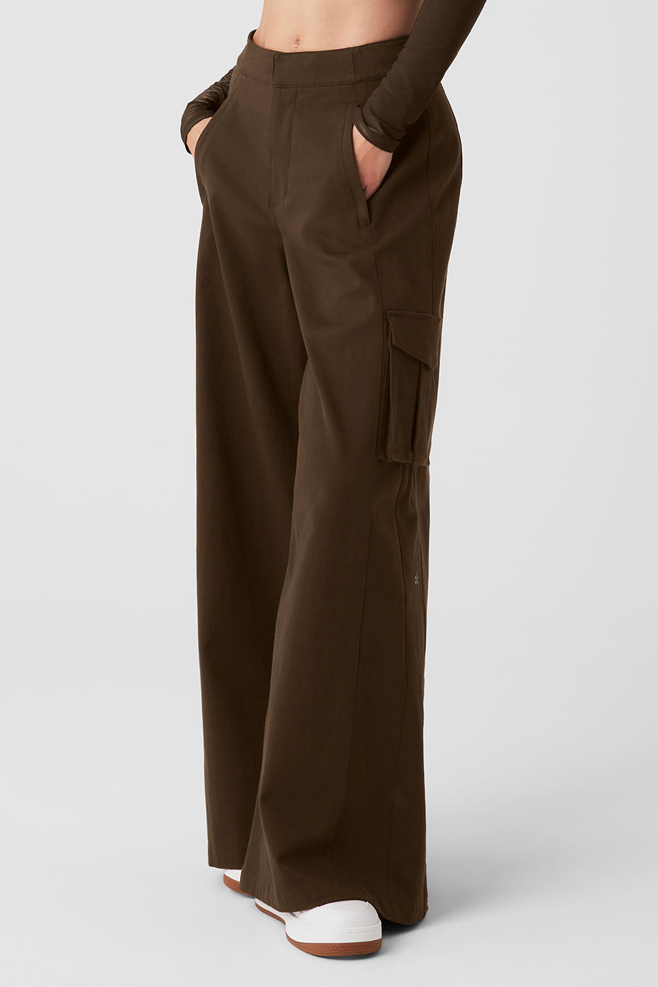 Show Off Cargo Wide Leg Trouser — Espresso