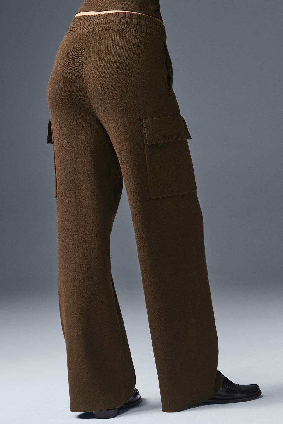 Scholar Knit High Rise Cargo Pant — Espresso