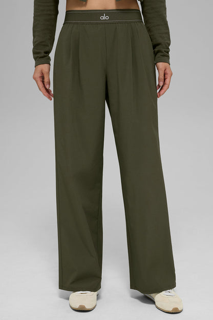 Suit Up Trouser (Regular) — Green Olive