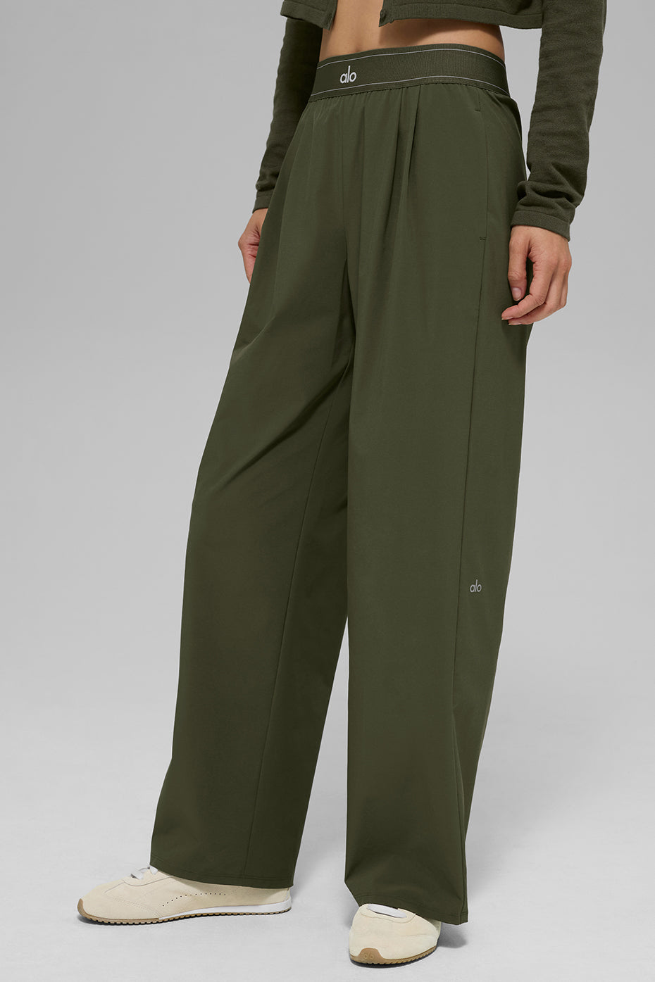 Suit Up Trouser (Regular) — Green Olive