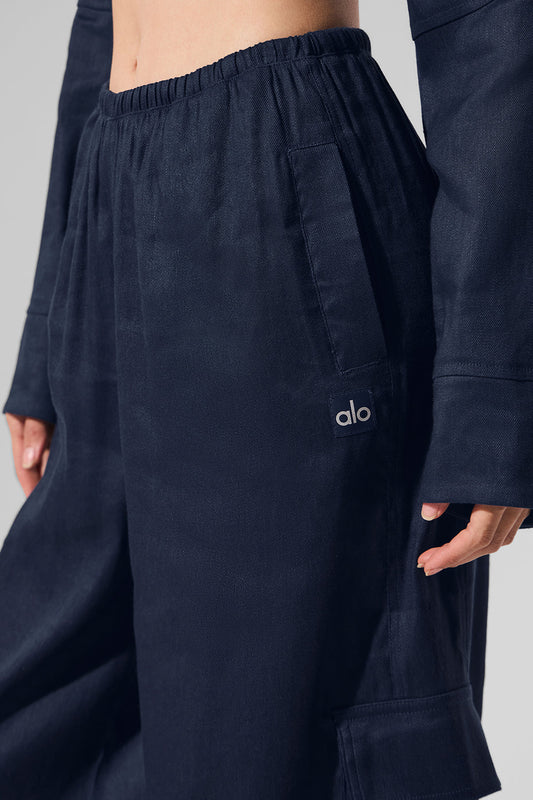 Linen Getaway Cargo Wide Leg Pant — Navy