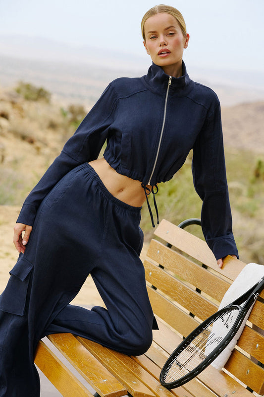Linen Getaway Cargo Wide Leg Pant — Navy