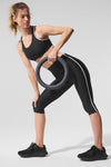 Airlift High Rise Super Sleek Contrast Capri — Black/White