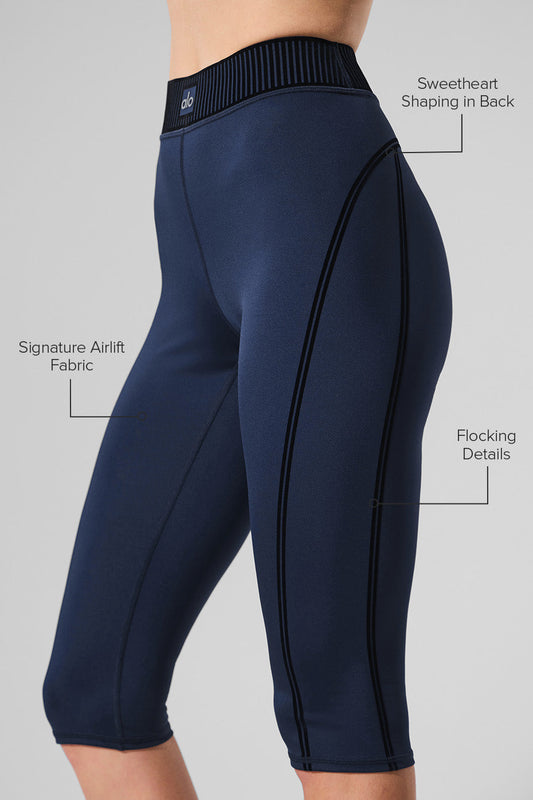 Airlift High Rise Line Up Capri — Navy