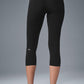 High Rise Airbrush Capri — Black