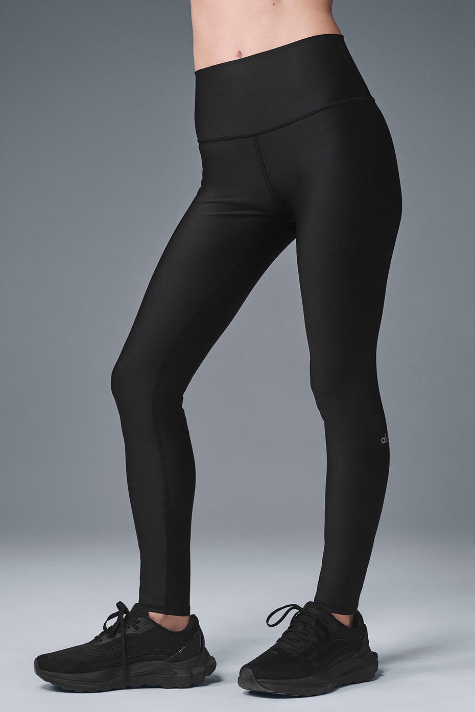 High Rise Airlift Leggings — Black