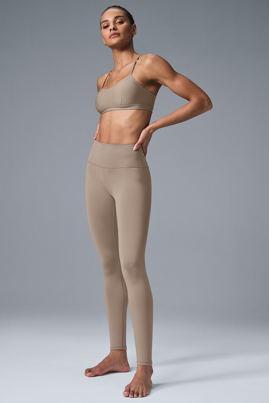 High Rise Airlift Leggings — Gravel