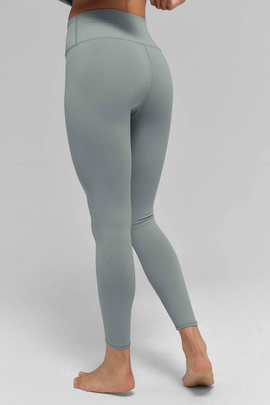 7/8 High Rise Airbrush Leggings — Lunar Grey