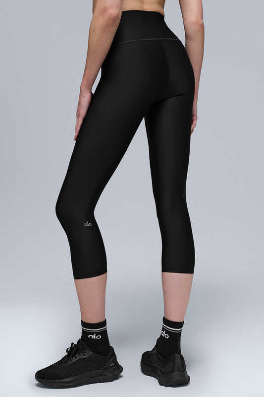High Rise Airlift Capri — Black