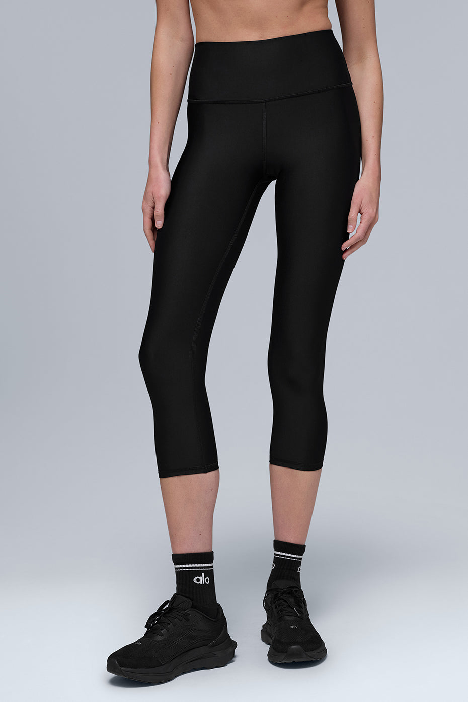High Rise Airlift Capri — Black