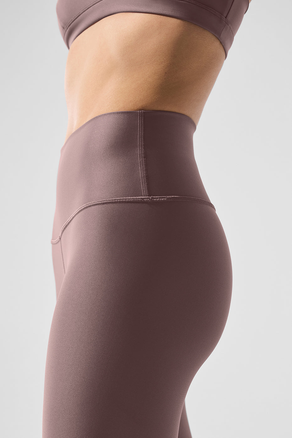 7/8 High Rise Airlift Leggings — Mushroom