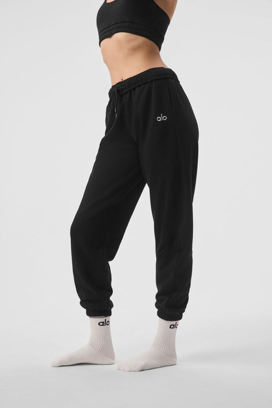 Accolade Joggers — Black