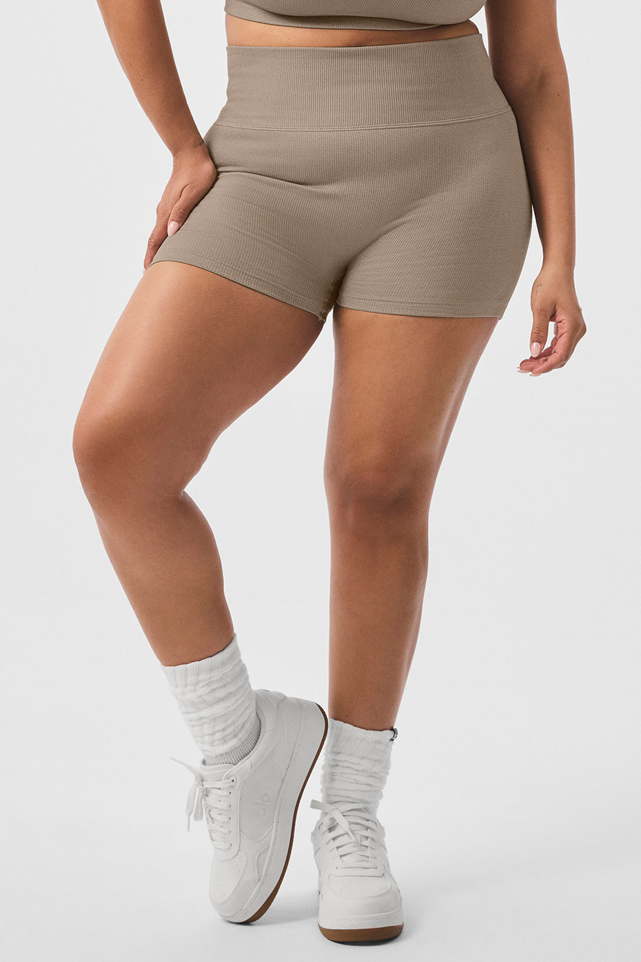 3" Seamless Ribbed Shimmer Shorts — Gravel