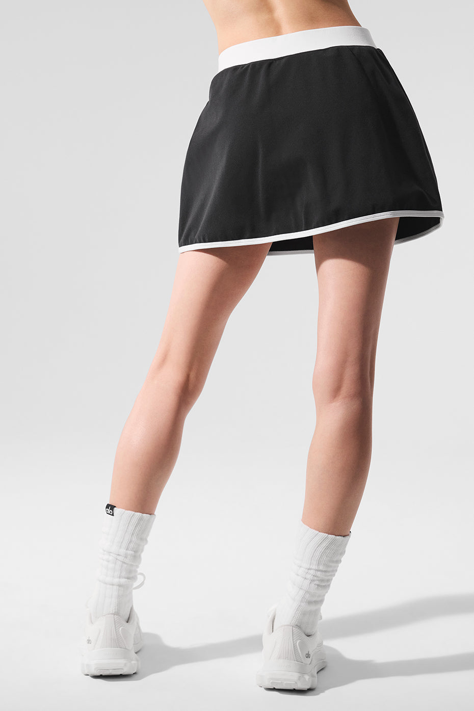 Airbrush Streamlined Skirt — Black/White
