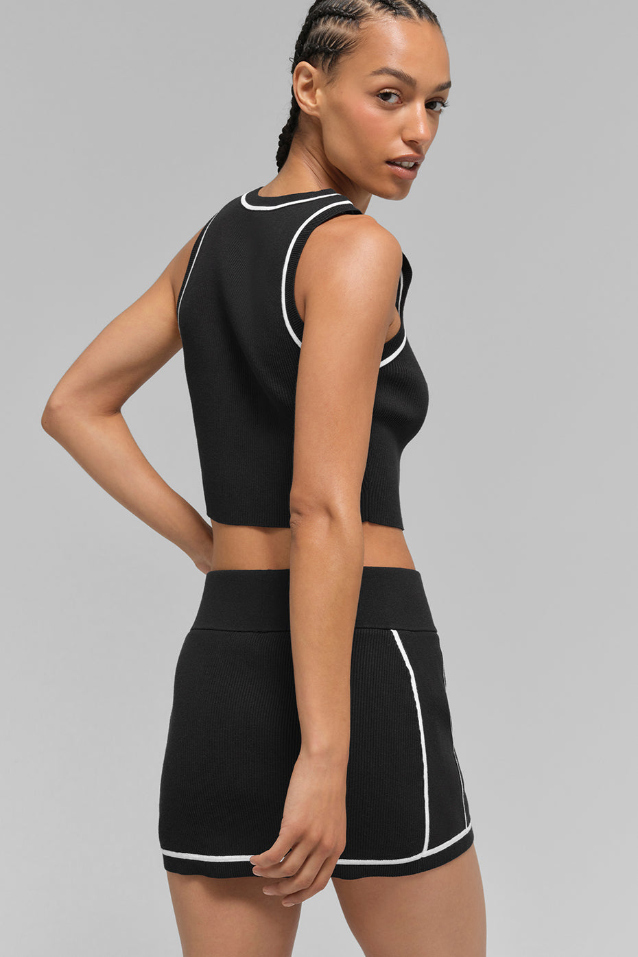 Ribbed Sweater Knit Highline Mini Skirt — Black/White