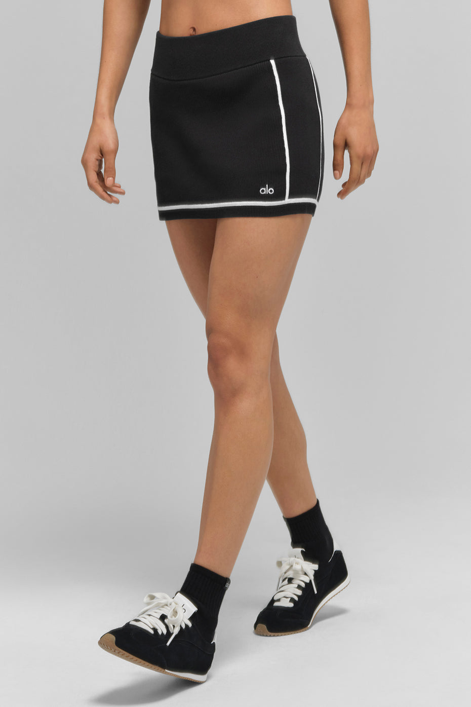 Ribbed Sweater Knit Highline Mini Skirt — Black/White