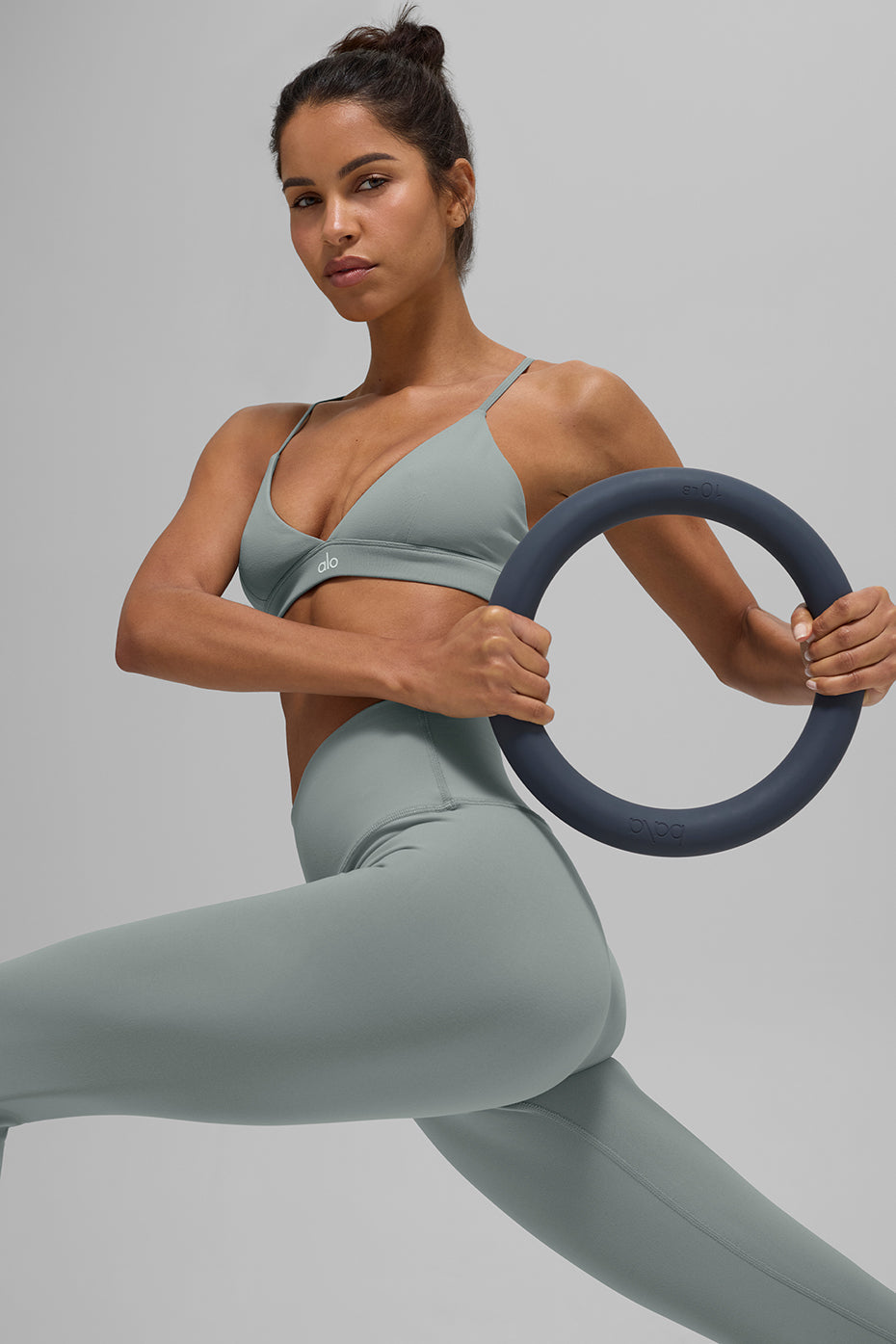 Splendor Sports Bra — Lunar Grey/White