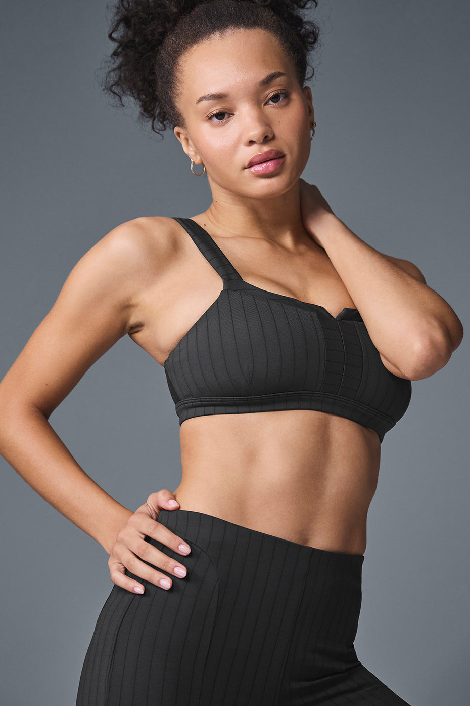 Pinstripe Jacquard Captivate Sports Bra — Anthracite/Black