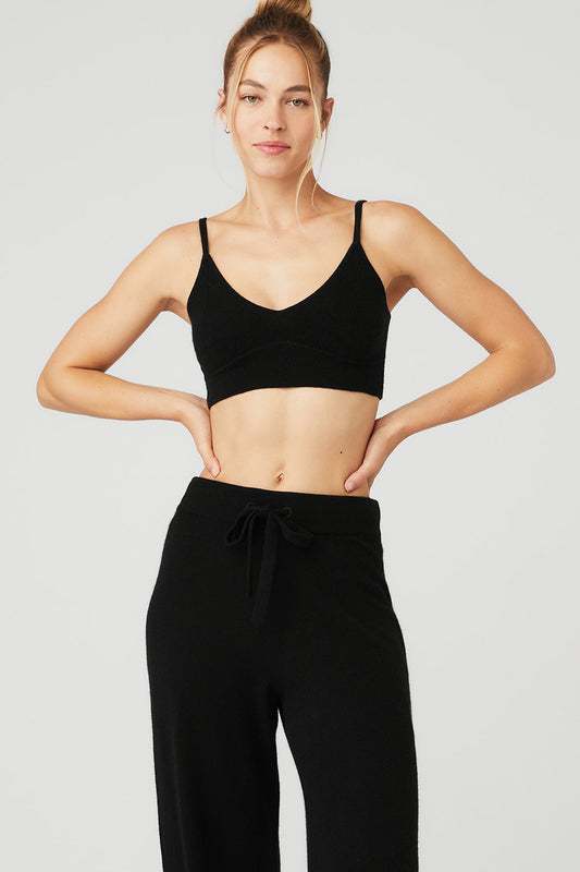 Cashmere Jet Set Sports Bra — Black
