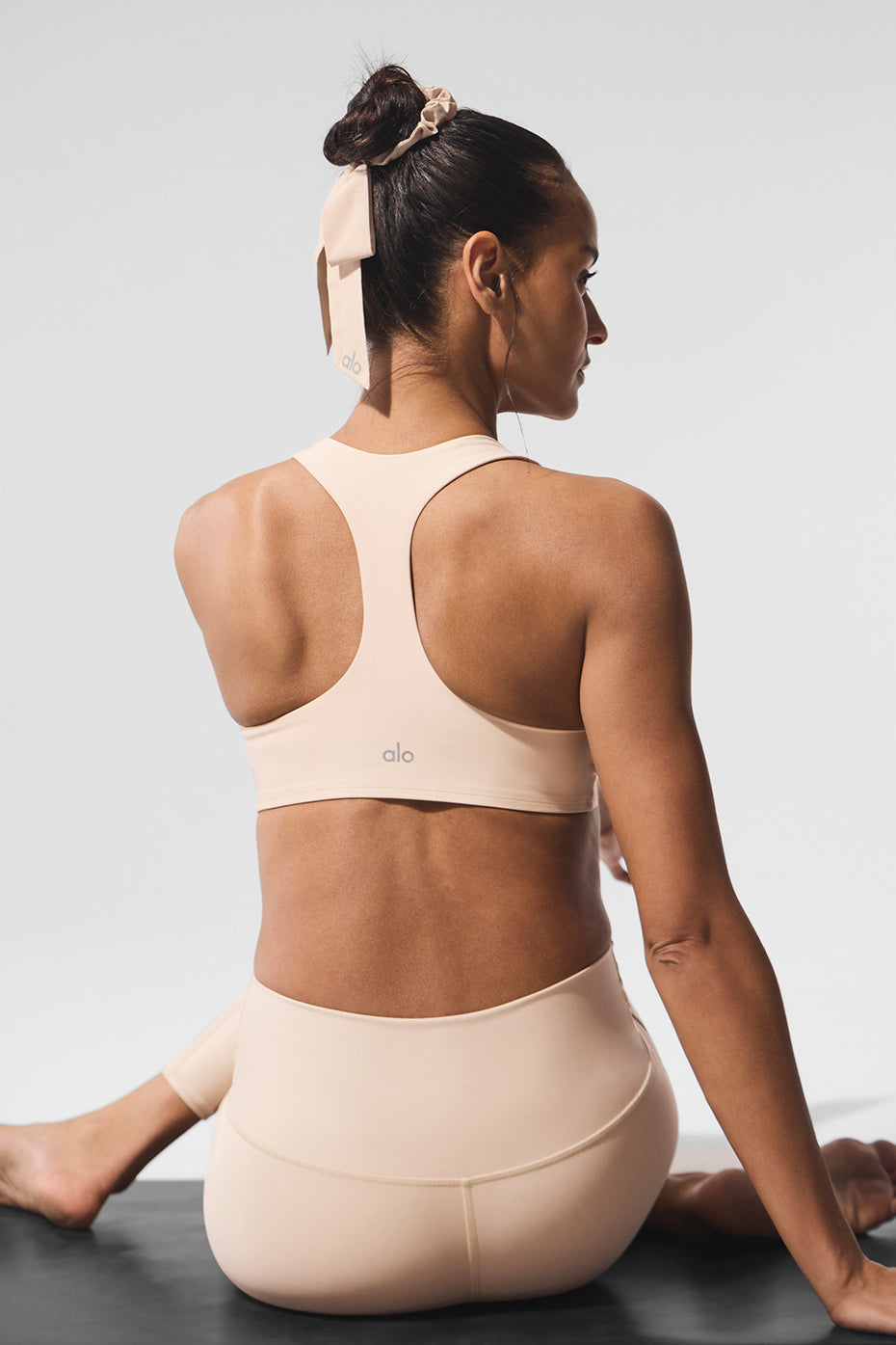 Airlift Advantage Racerback Sports Bra — Macadamia