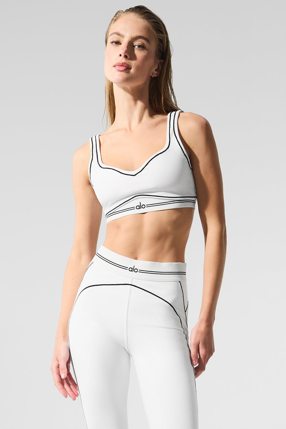 Airbrush Heart Throb Sports Bra — White/Black